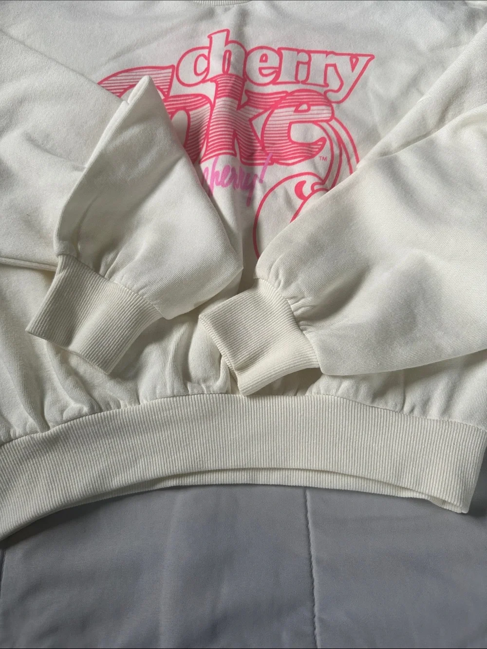 Coca Cola Cream Crewneck Sweatshirt with Pink Cherry Logo - Picture 4 of 5